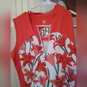 Floral Sleeveless Top with Zipper